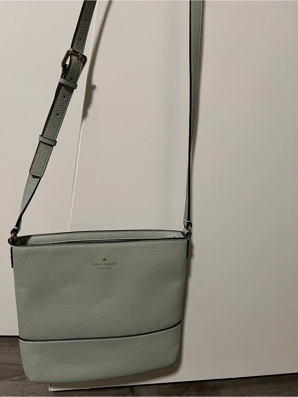 kate spade light mint green pebbled leather crossbody